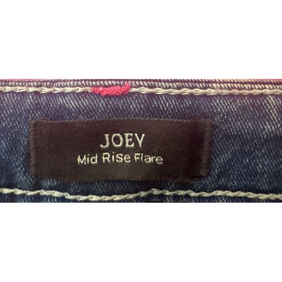 Joey True Religion Size 28 Mid Rise Flare Jeans Blue Denim With Red Stitching - Picture 11 of 13